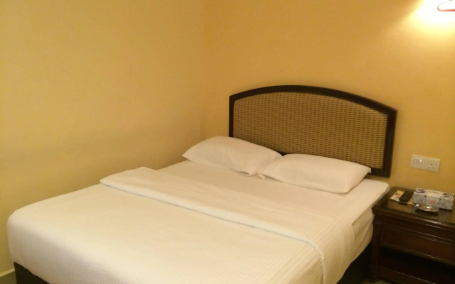 OYO 635 Seven Days Hotel