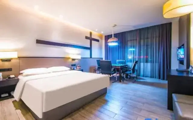 Longhui Kelli Hotel
