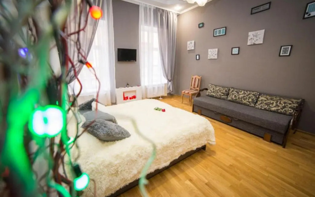 Apartment on Svobody
