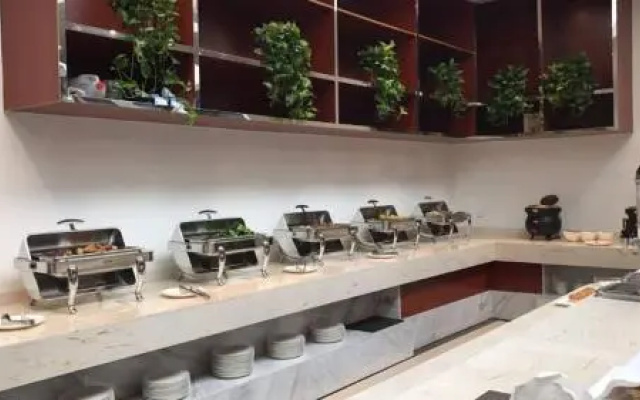 Yunxi Feier Hotel