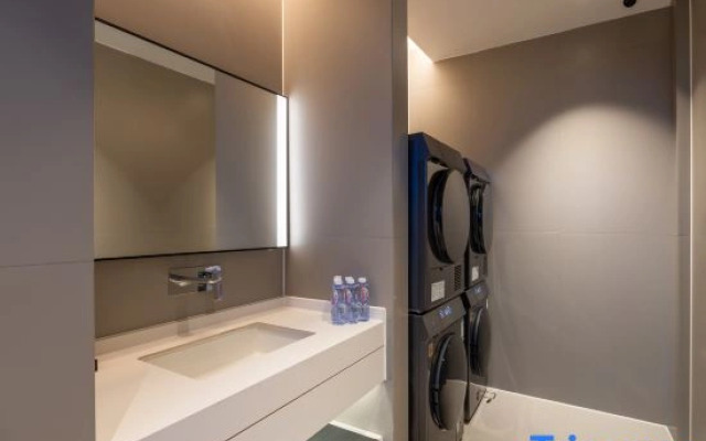 Memory Shiguang E-sports Hotel (Nanchang Wangfujing Branch)
