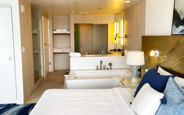 OneLuxStay at W Residences