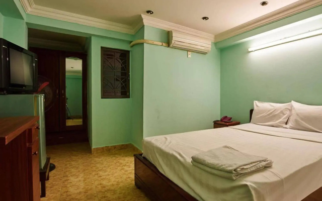 Ha Vy Hotel