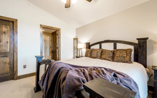 1470 Bangtail Way Condo Unit B