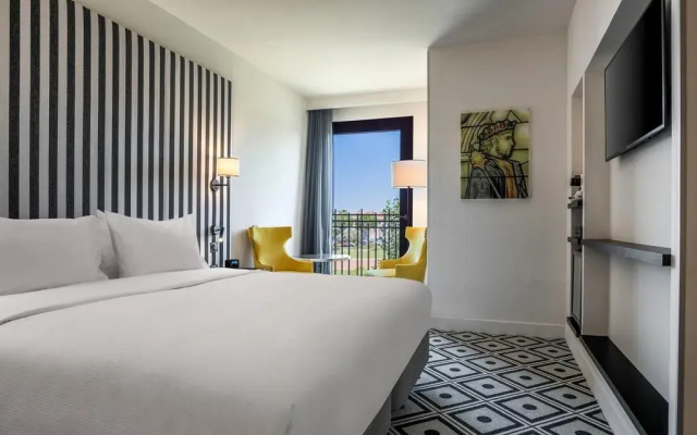 Doubletree By Hilton Carcassonne