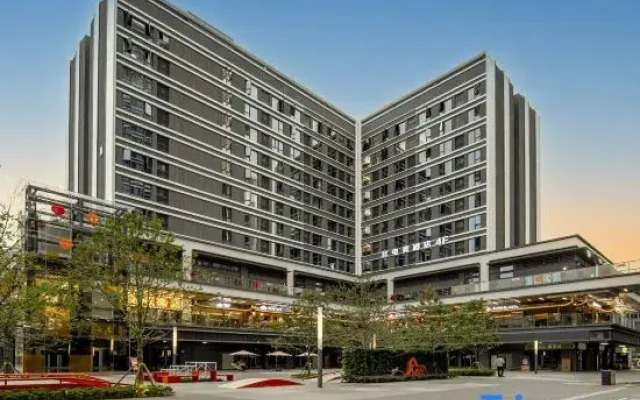 K1 E-sports Hotel