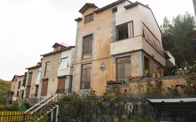 Astafian Chalet Tsaghkadzor