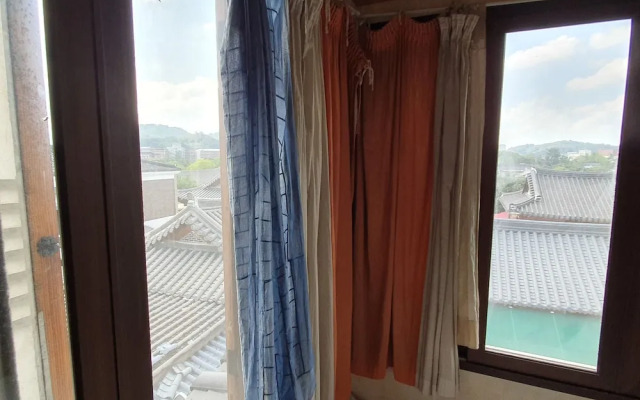 Millennial Morning Hanok Guesthouse