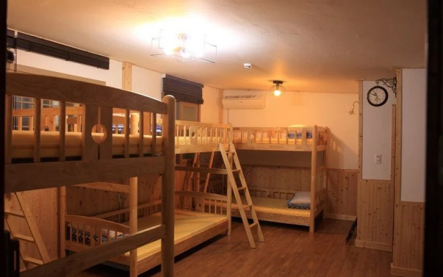 Bukchon Haneulgeum Guesthouse