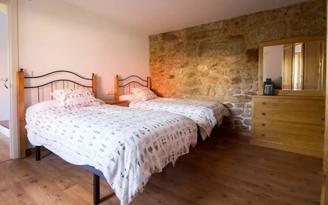 106091- House in Carnota