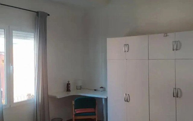 Luminous Flat in Great Location