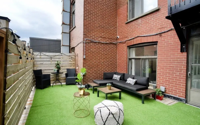 M11 Modern Comfy Studio w AC in Plateau Mile-end