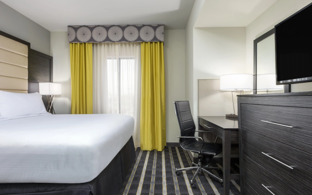 Holiday Inn Express & Suites Norman by IHG