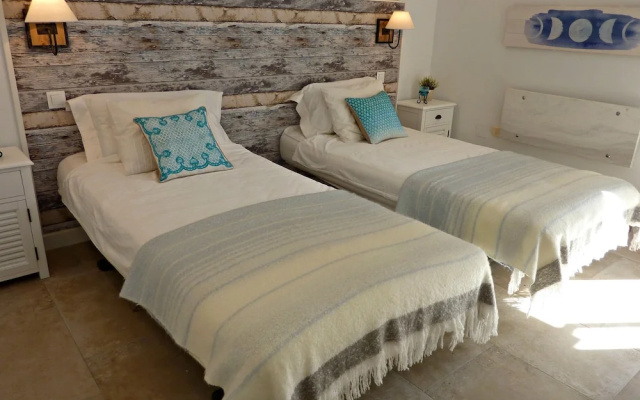 Villa Breeze 