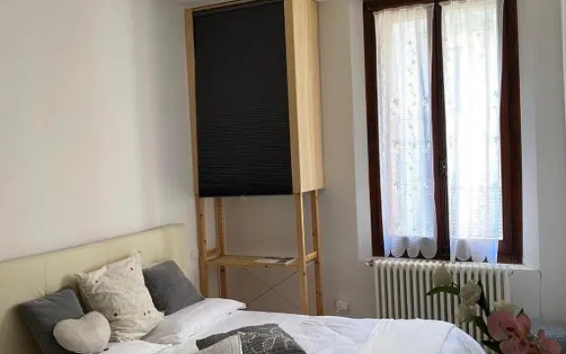 Feltre House