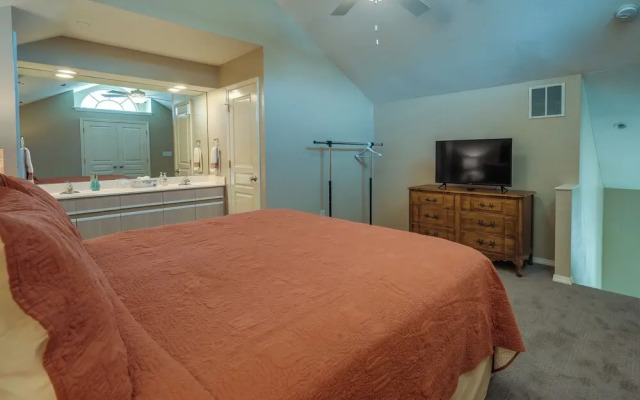 Branson Vacation Rental w/ Pools & Hot Tub!