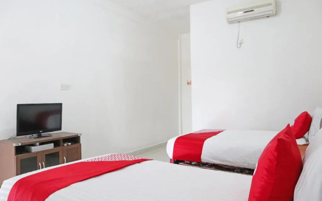 OYO 1538 Pesona Beach Travelodge
