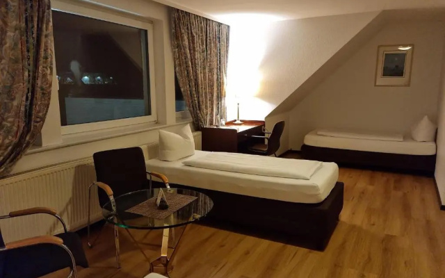 Erbenholz Hotel