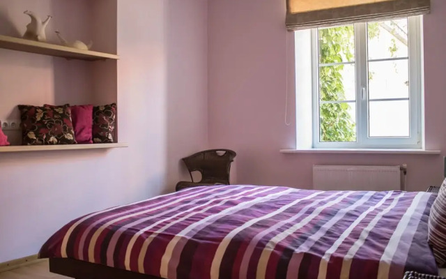 Great Apartment Near Town Hall