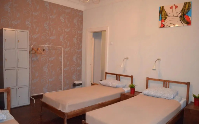 NN Central Hostel