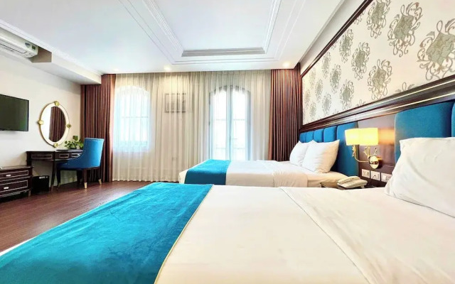 Ruby Queen Hotel