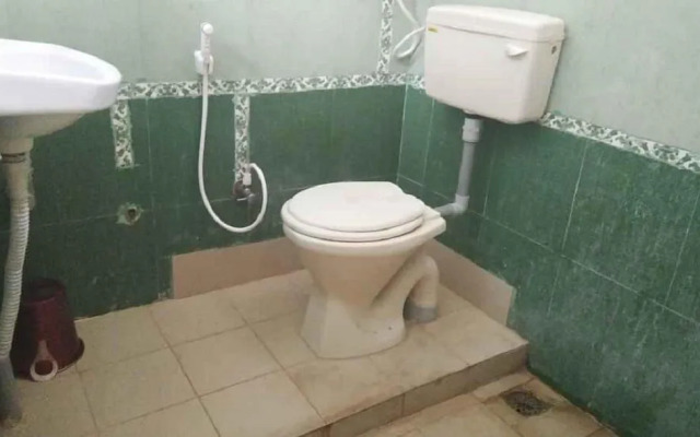 Kanish Home Stay