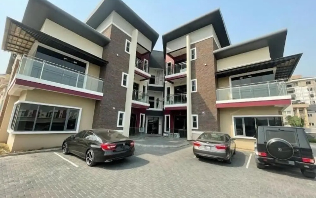 The Azaria Hotel & Apartment
