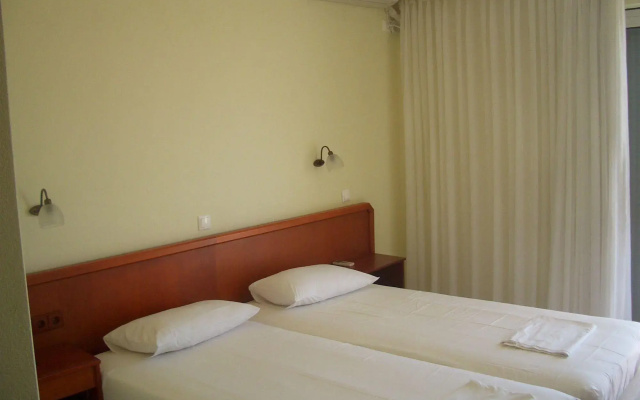 Dionisos Hotel