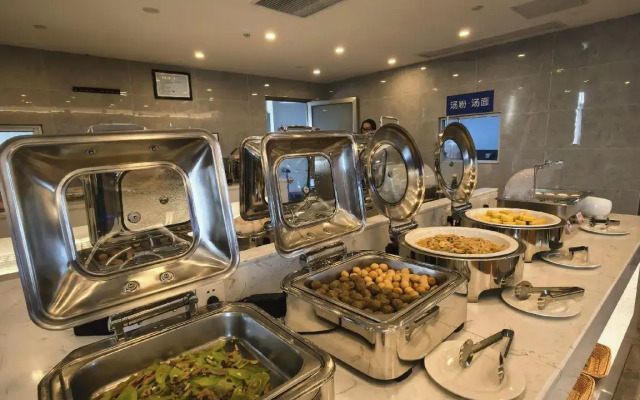 Kyriad Marvelous Hotel Zhongshan Nanlang