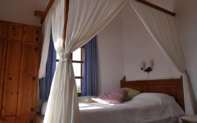 Отель Apollo Guesthouse Родос комната для гостей