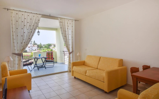 Amazing Apartment in Isca Marina With 2 Bedrooms