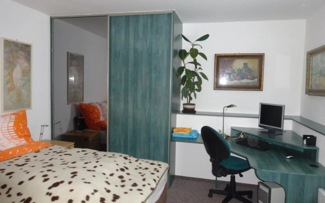 Apartman Flora