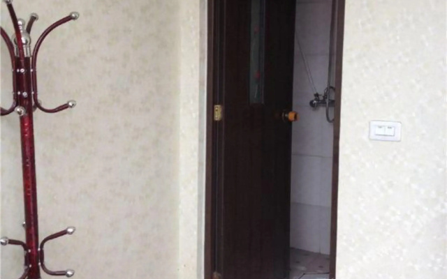 Taihui Business Hostel