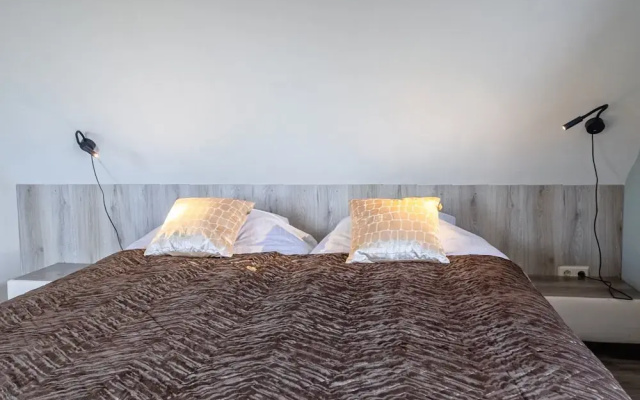 Holiday Home Near Dunes With Wellness Garden