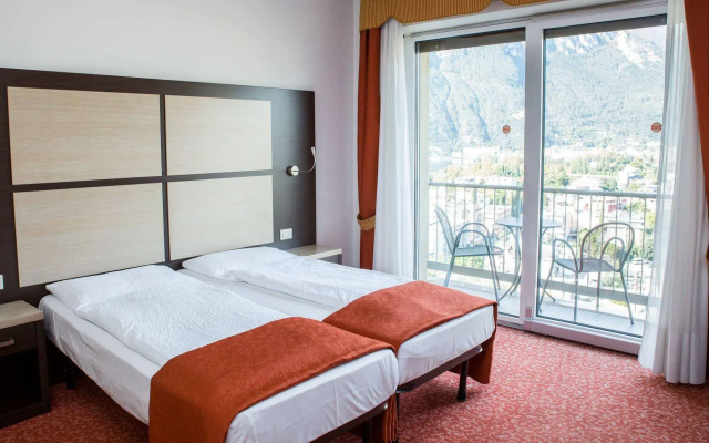 Hotel Benacus