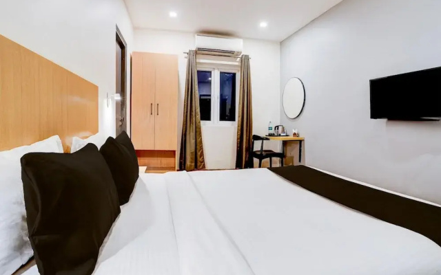 Cozy Stays Near Halasuru Metro Station