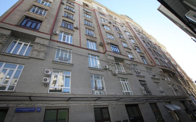 Апартаменты TVST Apartments Bolshoy Gnezdnikovsky 10 - 738 вид на фасад