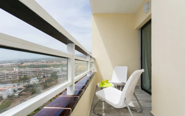 906. Luxury Paraiso Apartment with Sea View