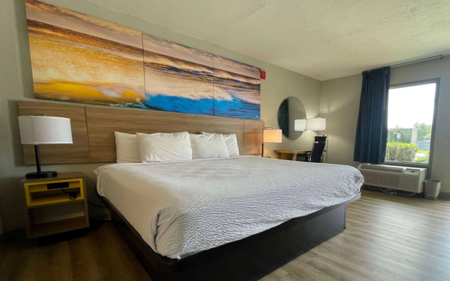 Days Inn by Wyndham Lake Park/Valdosta