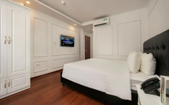 Mia Hotel