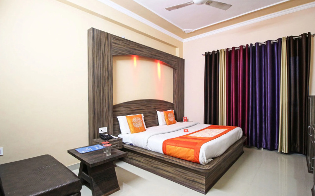 OYO 5876 Hotel KS International
