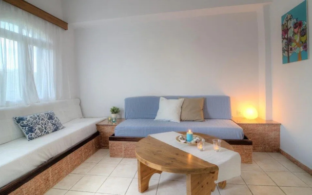 Elia & Tina Apartments