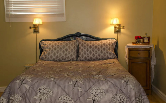 Heartwood Inn
