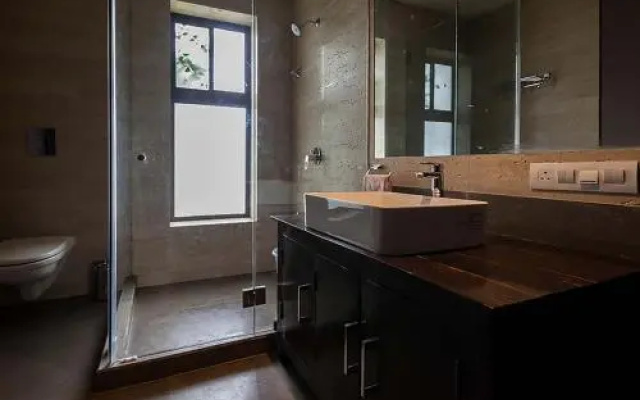 Shivom Villa 12 by Vista Rooms