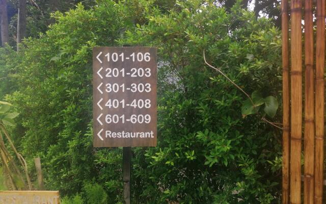 Отель Adarin Beach Resort вид на фасад