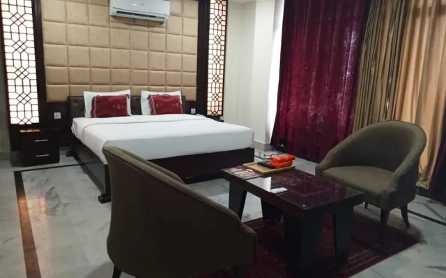 Babar Khan Hotel