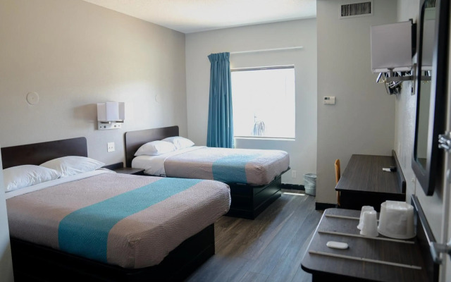 Motel 6 Caseyville, IL - Caseyville Il