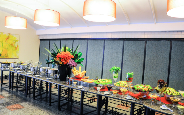 Hotel Boulevard Plaza