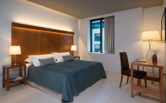 LM Libertador Hotel