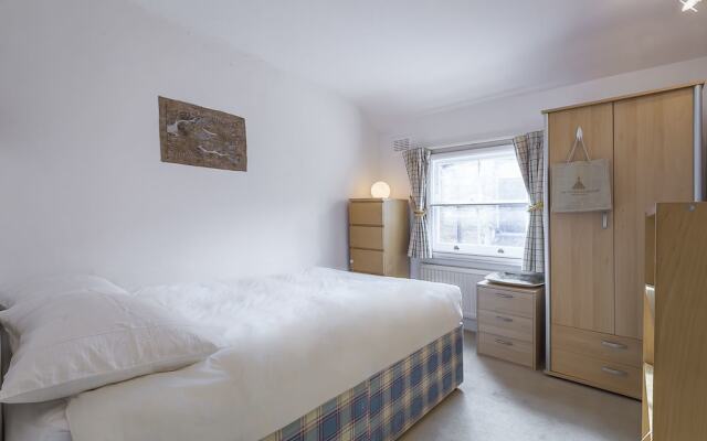 Отель Belsize Park Charm Лондон комната для гостей